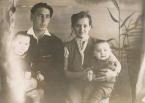 Анатолий и Валентина Пятковы с детьми, 1950-е гг.