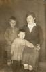 Сестры Епачинцевы: Клавдия, Анна. Ира. Поселок Черный мыс 1938 г