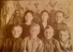 Джаднаева Тамара (2-й ряд 2-я справа) среди учащихся малокомплектной школы в поселке Белый Яр. Сургутский район, 1950-е гг. 