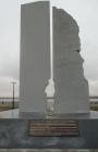 Завершилось возведение долгожданного памятника Жертвам политических репрессий в Сургуте