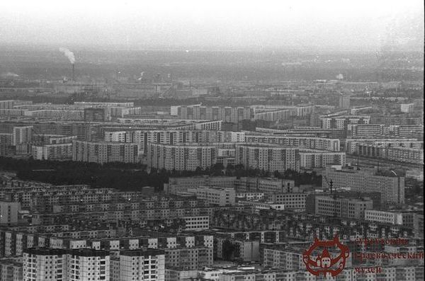 Вид города Сургута, 1989 г. Автор - Л.А. Березницкий. Из фондов Сургутского краеведческого музея
